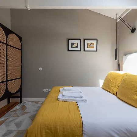 The Mouzinho Penthouse Apartment Porto